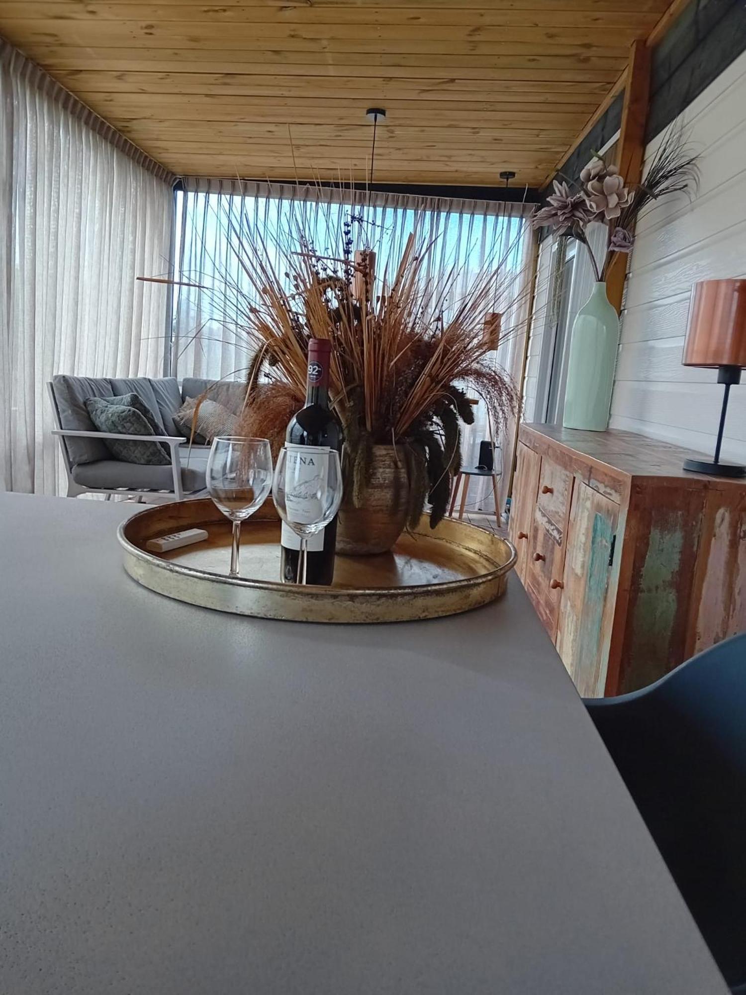 Glamping Aan De Thoolse Kust 호텔 Poortvliet 외부 사진